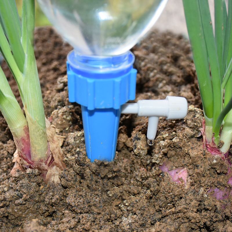 点滴灌漑自動植物給水器システム調整可能な点滴水スパイクテーパ - Root Watering Spike のレビューと価格